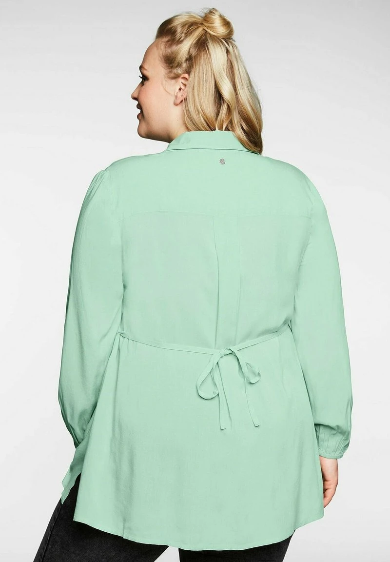 Sheego Hemdbluse - Pudergrün 5 Sheego Hemdbluse - Pudergrün – Bild 3
