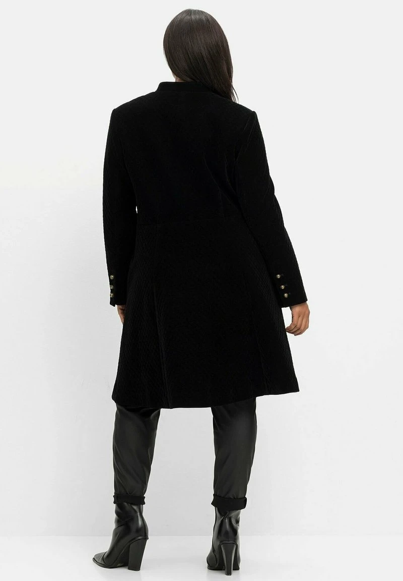 Sheego Klassischer Mantel - Schwarz 5 Sheego Klassischer Mantel - Schwarz – Bild 3