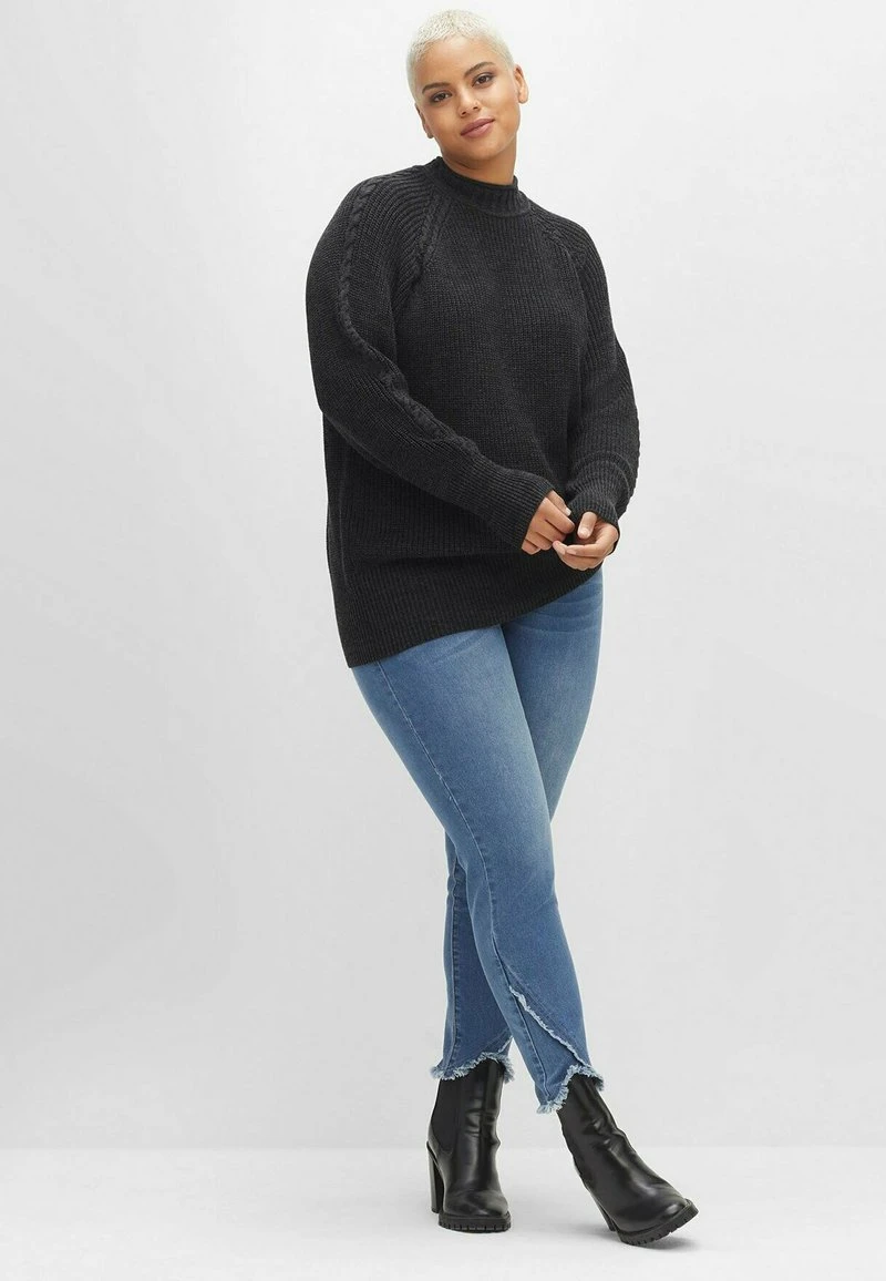 Sheego Strickpullover - Schwarz Meliert 4 Sheego Strickpullover - Schwarz Meliert – Bild 2