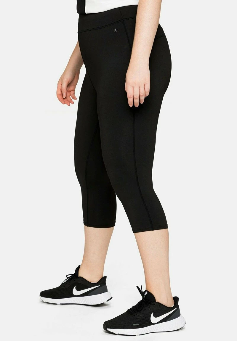 Sheego Kurze Sporthose - Schwarz 6 Sheego Kurze Sporthose - Schwarz – Bild 4