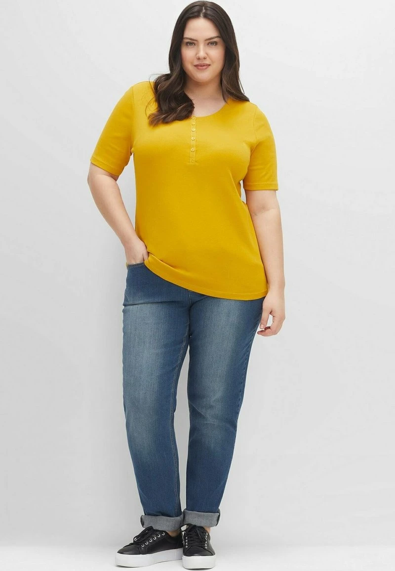 Sheego T-Shirt Basic - Senfgelb 4 Sheego T-Shirt Basic - Senfgelb – Bild 2