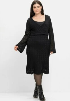 Sheego Etuikleid - Schwarz 13 Sheego Etuikleid - Schwarz -Sheego 28d8df94adca408fb7ea91e5cea66c60 1