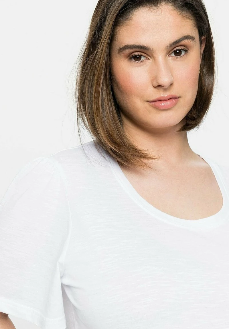 Sheego T-Shirt Basic - Weiß 6 Sheego T-Shirt Basic - Weiß – Bild 4
