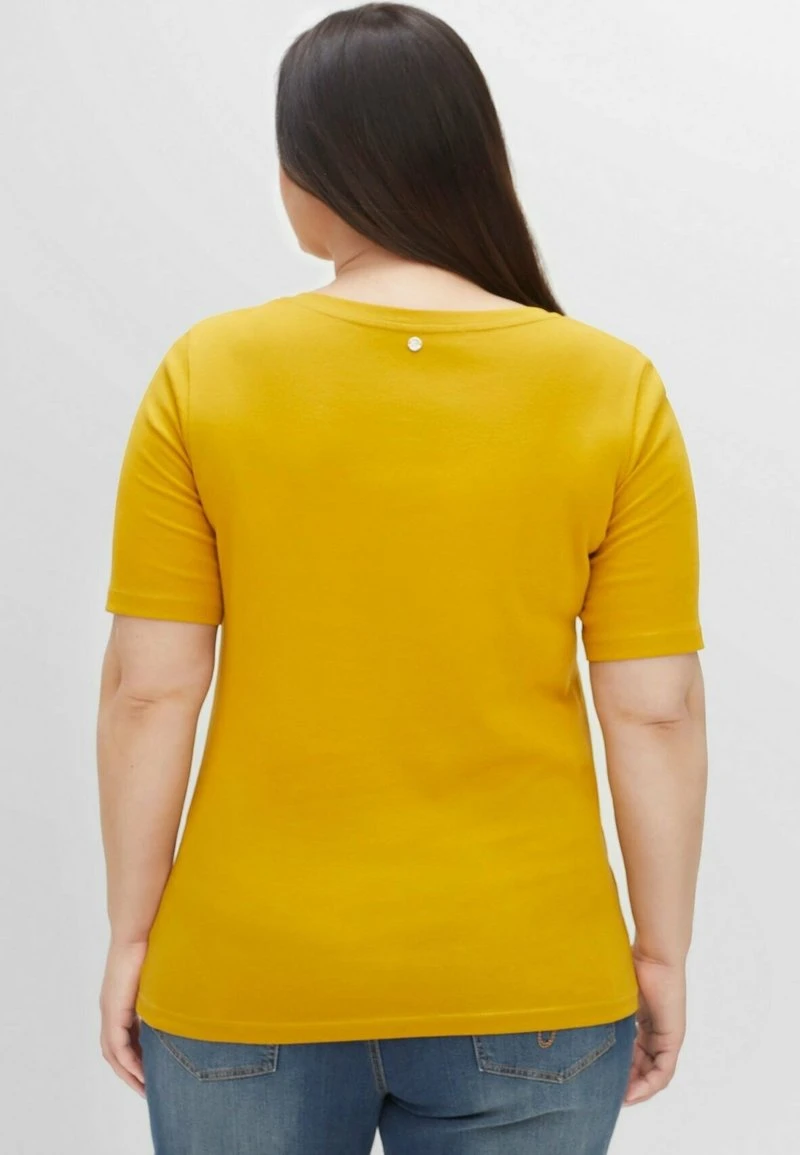 Sheego T-Shirt Basic - Senfgelb 5 Sheego T-Shirt Basic - Senfgelb – Bild 3