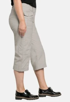 Sheego Shorts - Beige 11 Sheego Shorts - Beige -Sheego 65e83e53083b44118af6c881b706f5dc