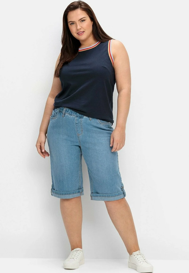 Sheego Jeans Shorts - Blue Bleached Denim 4 Sheego Jeans Shorts - Blue Bleached Denim – Bild 2