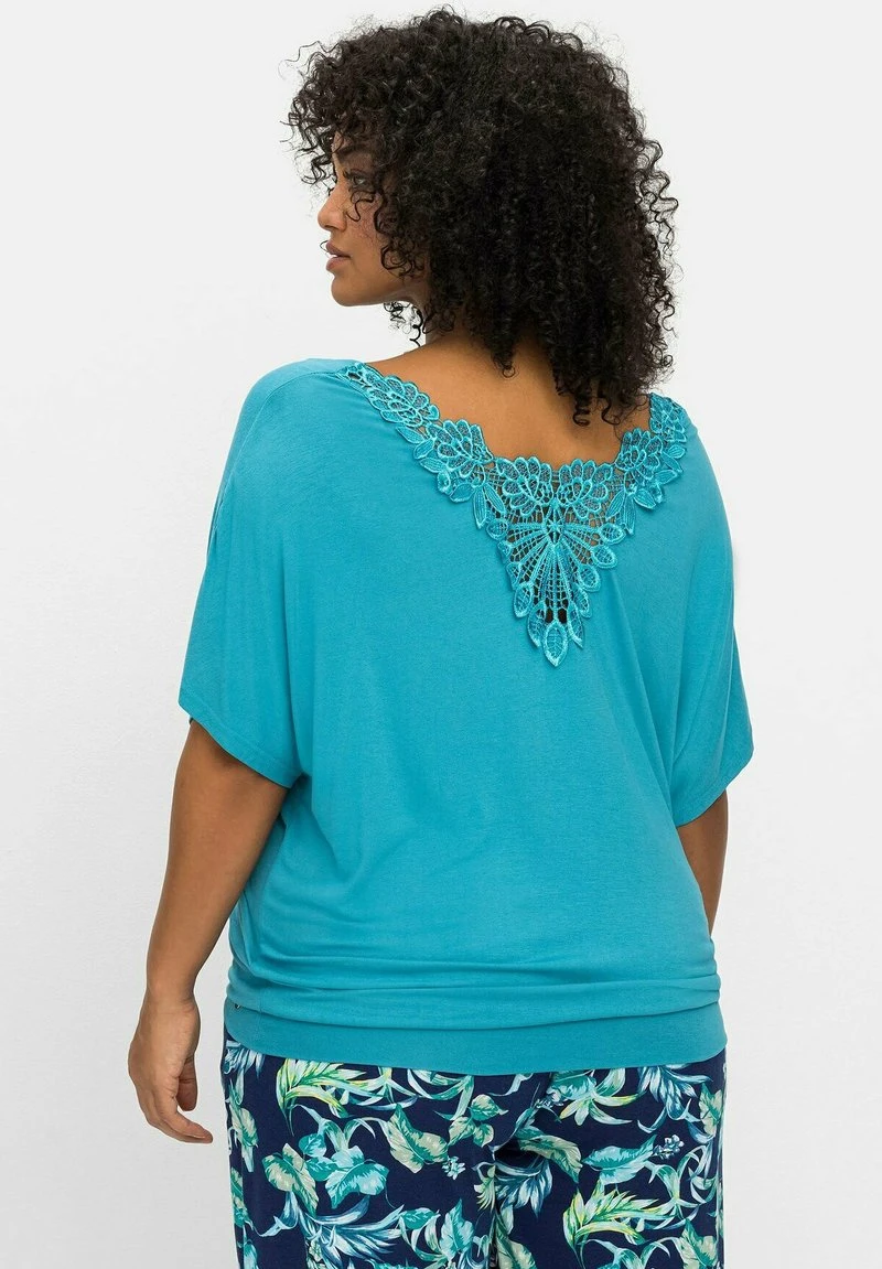 Sheego STRAND - T-Shirt Print - Türkis 5 Sheego STRAND - T-Shirt Print - Türkis – Bild 3