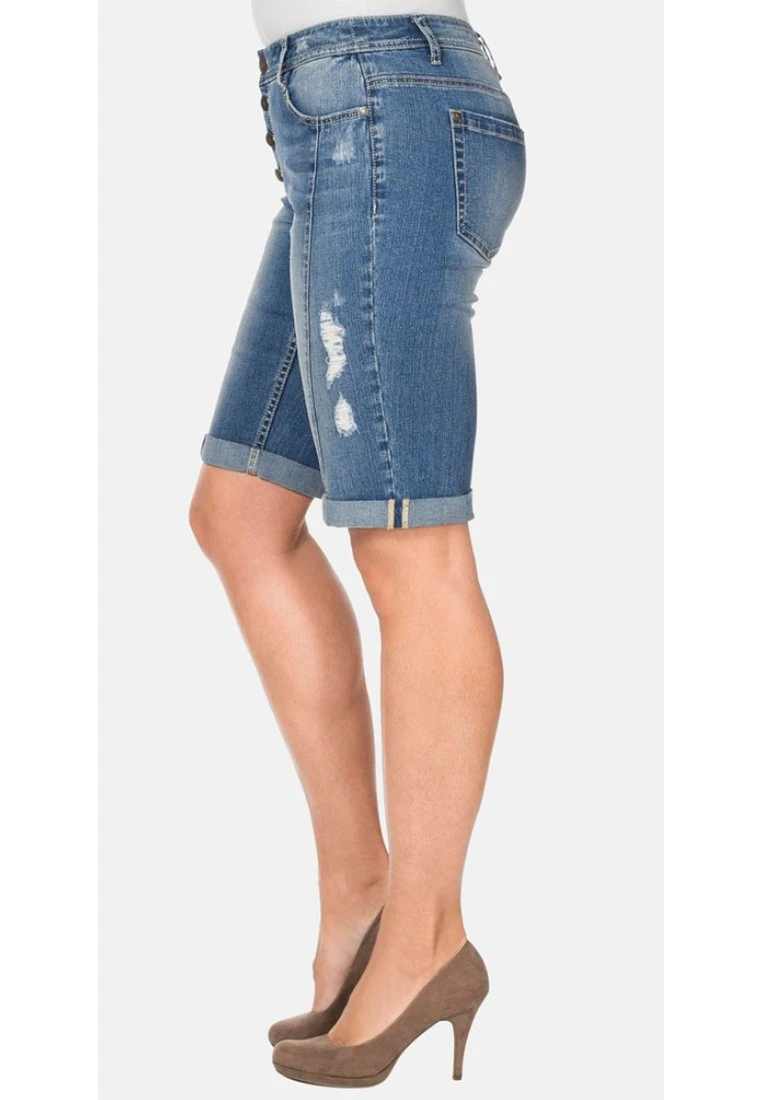 Sheego Jeans Shorts - Light Blue Denim 6 Sheego Jeans Shorts - Light Blue Denim – Bild 4