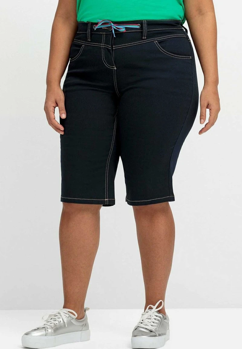 Sheego BERMUDAS - Jeans Shorts - Nachtblau 3 Sheego BERMUDAS - Jeans Shorts - Nachtblau