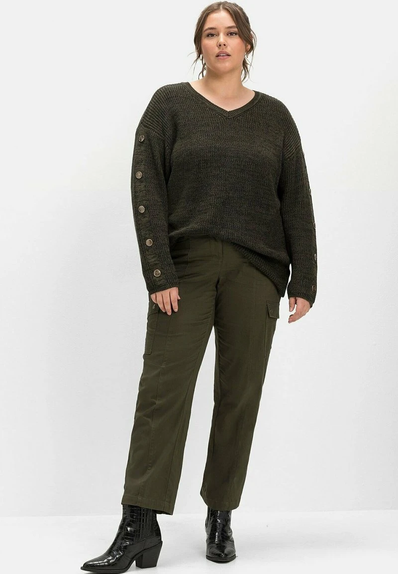 Sheego Strickpullover - Dunkeloliv Meliert 4 Sheego Strickpullover - Dunkeloliv Meliert – Bild 2