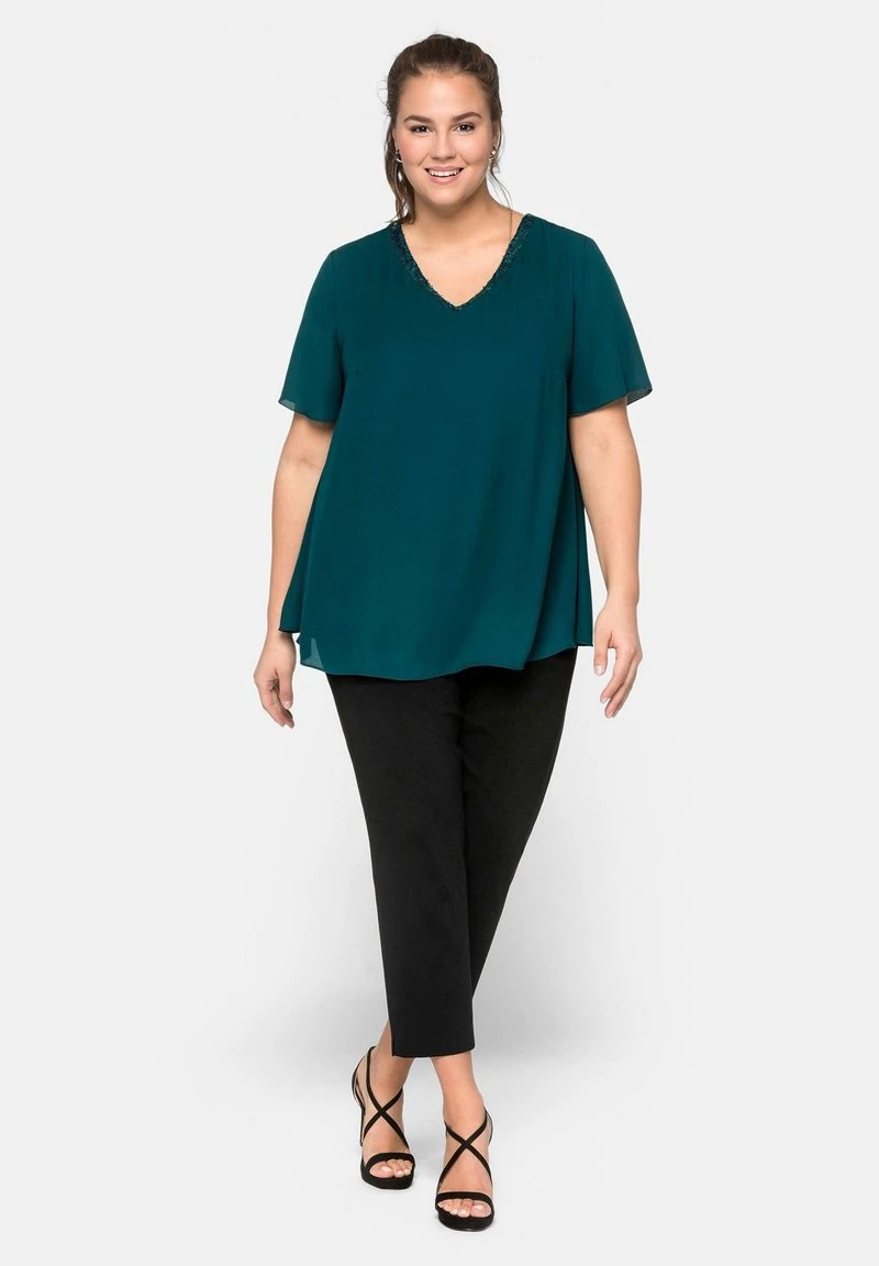 Sheego Bluse - Deep Green 4 Sheego Bluse - Deep Green – Bild 2