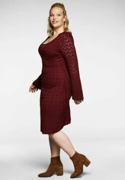 Sheego Etuikleid - Weinrot -Sheego 8845f44c816841e39956a27fb01067d1