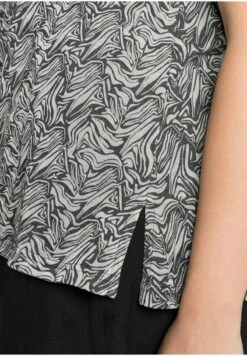 Sheego Top - Schwarz 10 Sheego Top - Schwarz -Sheego 8e9caf974b1a4fb4a1ba29b5551eda56