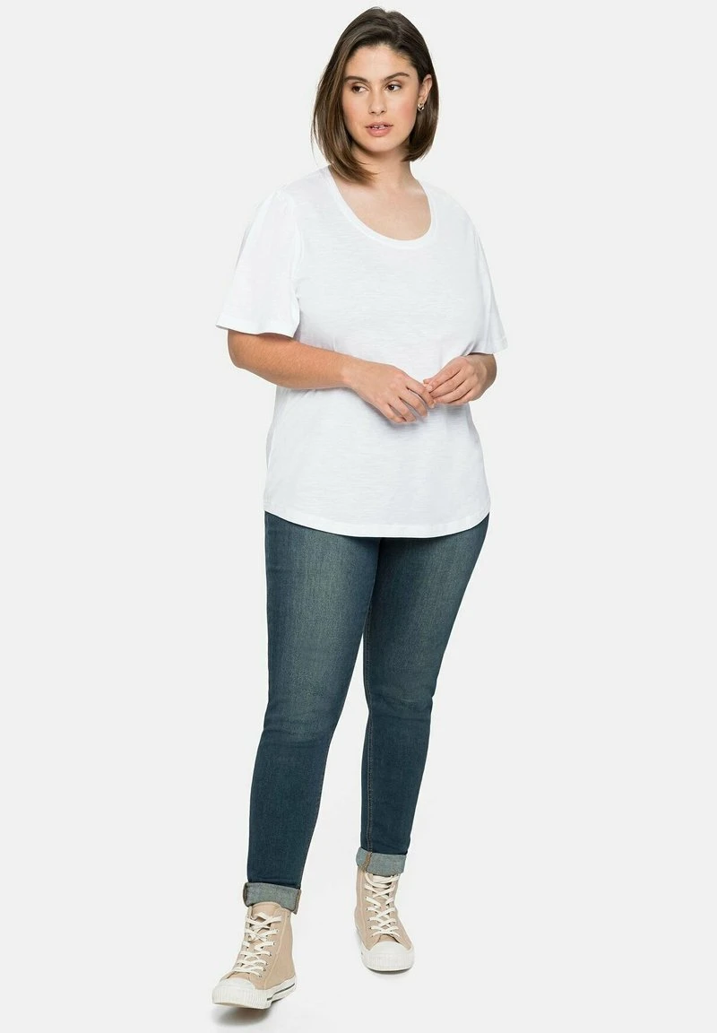 Sheego T-Shirt Basic - Weiß 4 Sheego T-Shirt Basic - Weiß – Bild 2