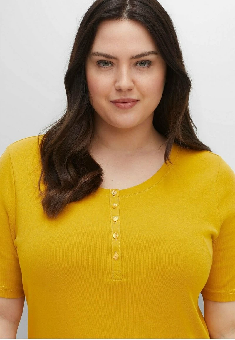 Sheego T-Shirt Basic - Senfgelb 6 Sheego T-Shirt Basic - Senfgelb – Bild 4