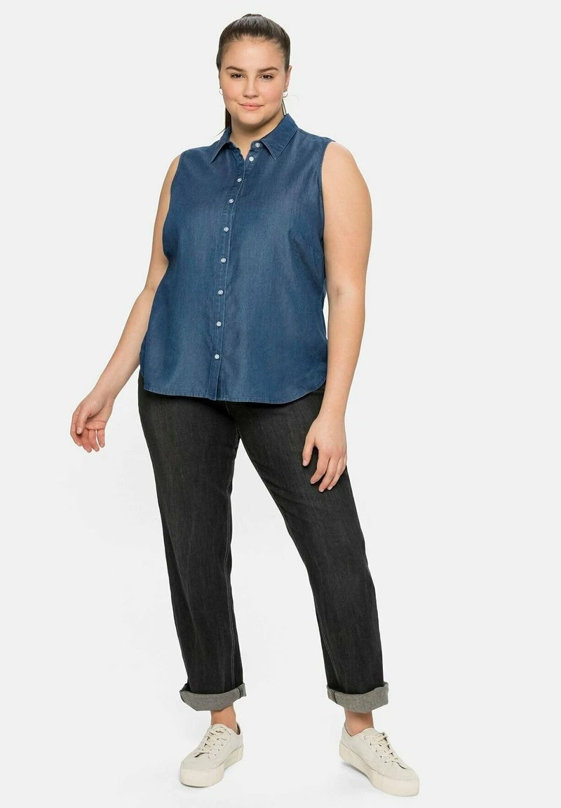 Sheego Hemdbluse - Light Blue Denim 4 Sheego Hemdbluse - Light Blue Denim – Bild 2