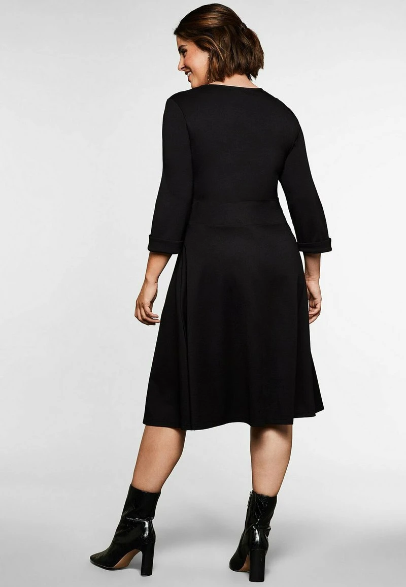 Sheego Jerseykleid - Schwarz 5 Sheego Jerseykleid - Schwarz – Bild 3