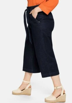 Sheego Flared Jeans - Dark Blue Denim 11 Sheego Flared Jeans - Dark Blue Denim -Sheego b19411bf3adc49c7bc72627ec2d1bb3e