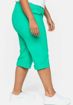 Sheego Shorts - Blattgrün 11 Sheego Shorts - Blattgrün -Sheego b25fa6c7680e4a19a9a9aa94e6c55f48