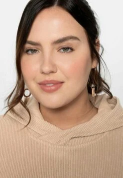 Sheego Kapuzenpullover - Camelfarben -Sheego b43e3340fb624926868d80371a104d5b