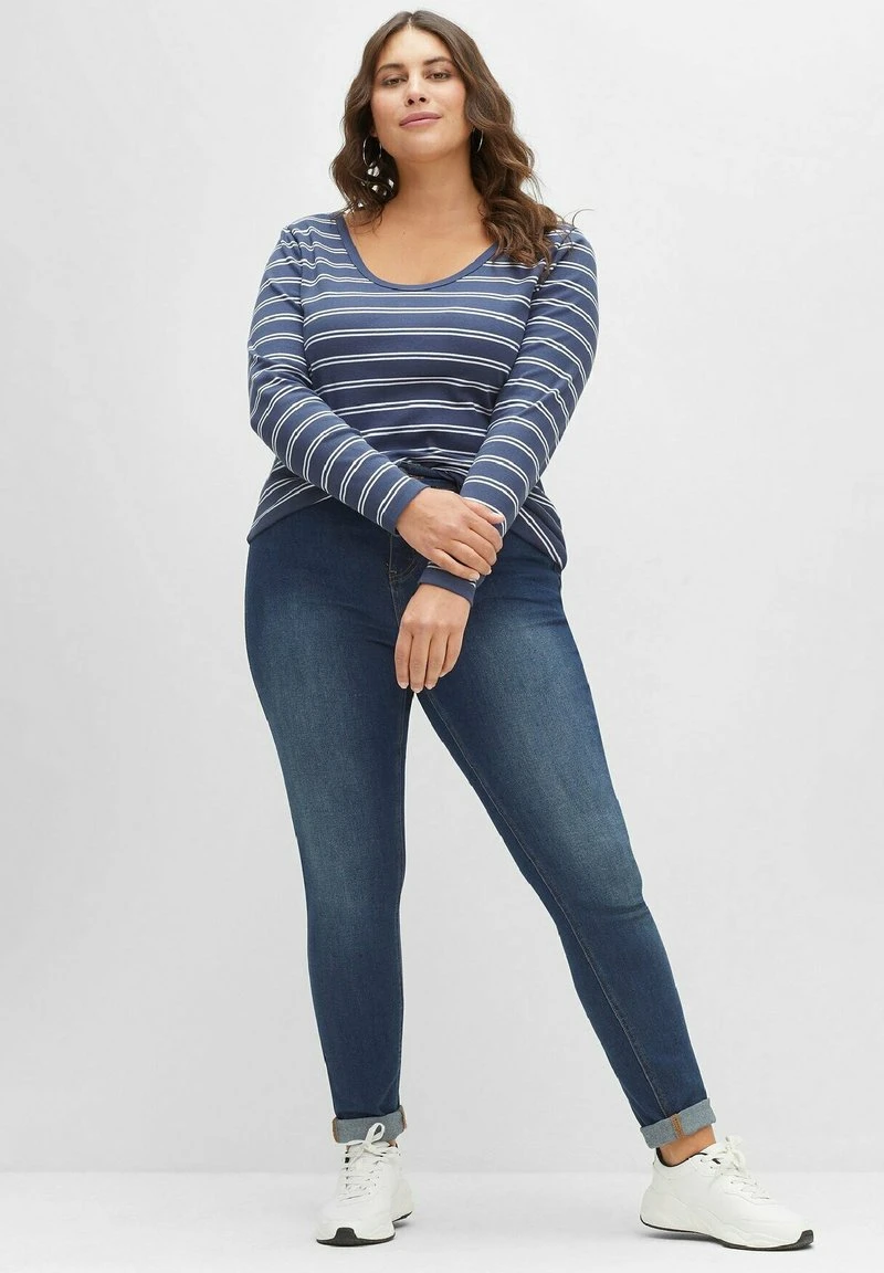 Sheego Langarmshirt - Indigo Weiß 4 Sheego Langarmshirt - Indigo Weiß – Bild 2