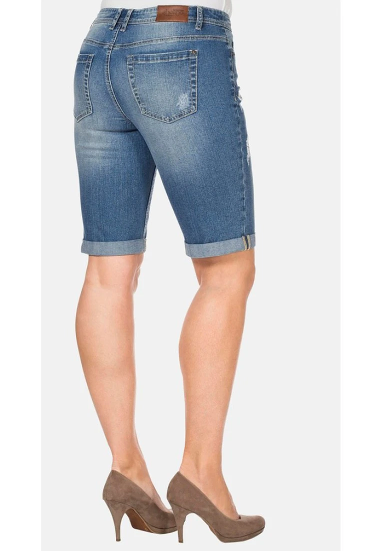 Sheego Jeans Shorts - Light Blue Denim 5 Sheego Jeans Shorts - Light Blue Denim – Bild 3