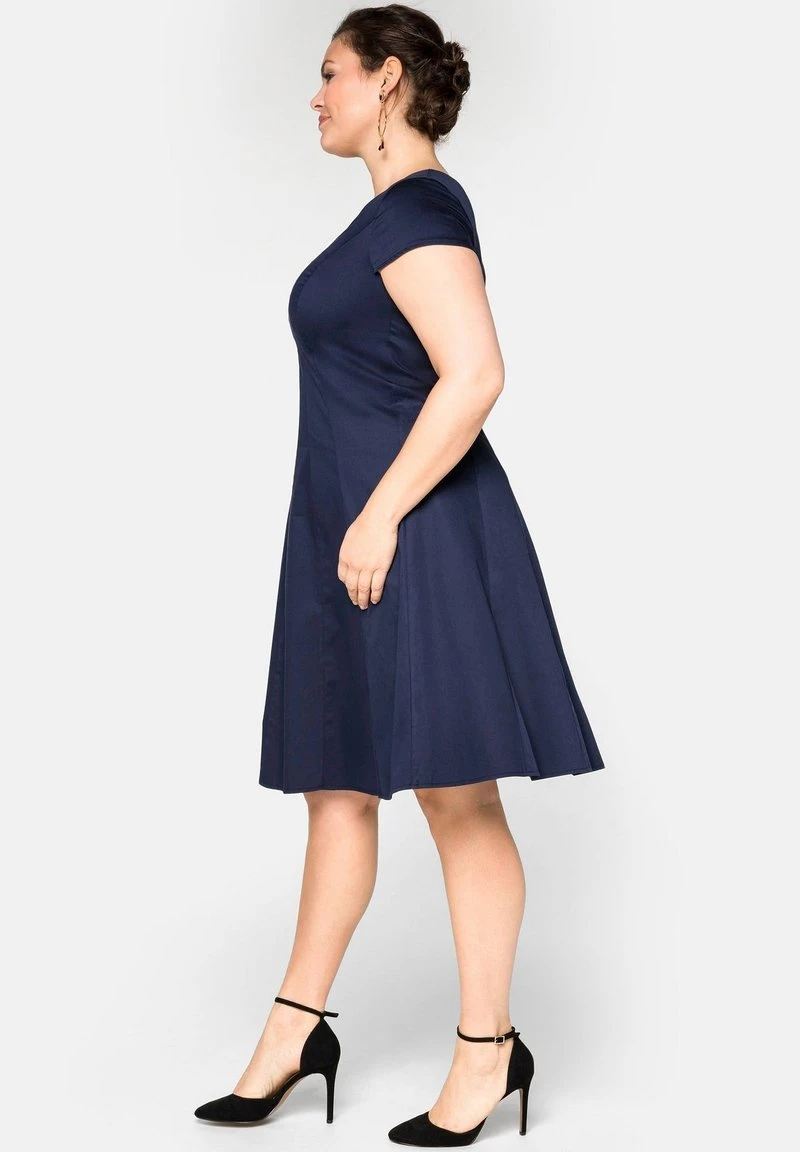 Sheego Cocktailkleid/festliches Kleid - Marine 6 Sheego Cocktailkleid/festliches Kleid - Marine – Bild 4