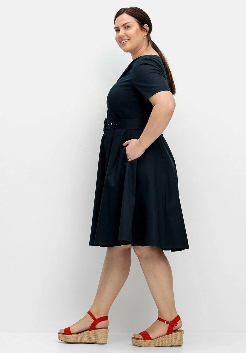 Sheego Freizeitkleid - Nachtblau 4 Sheego Freizeitkleid - Nachtblau – Bild 3