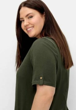 Sheego Bluse - Dunkeloliv -Sheego f43d7de9a78445eb94eeeaf01367f4b6