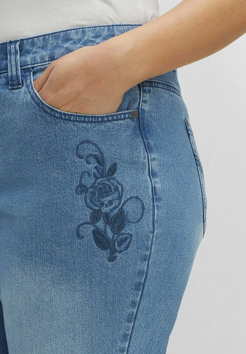 Sheego Jeans Straight Leg - Blue Denim 6 Sheego Jeans Straight Leg - Blue Denim – Bild 4